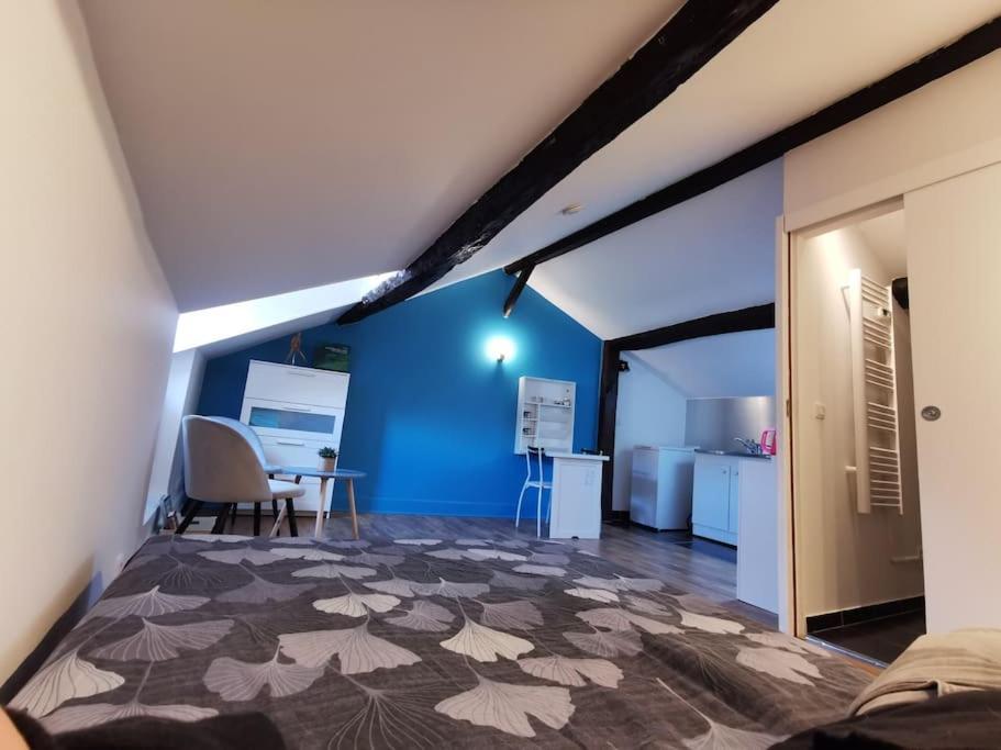 Studio Sous Les Toits Proche Paris Et Versailles Chaville Exterior photo