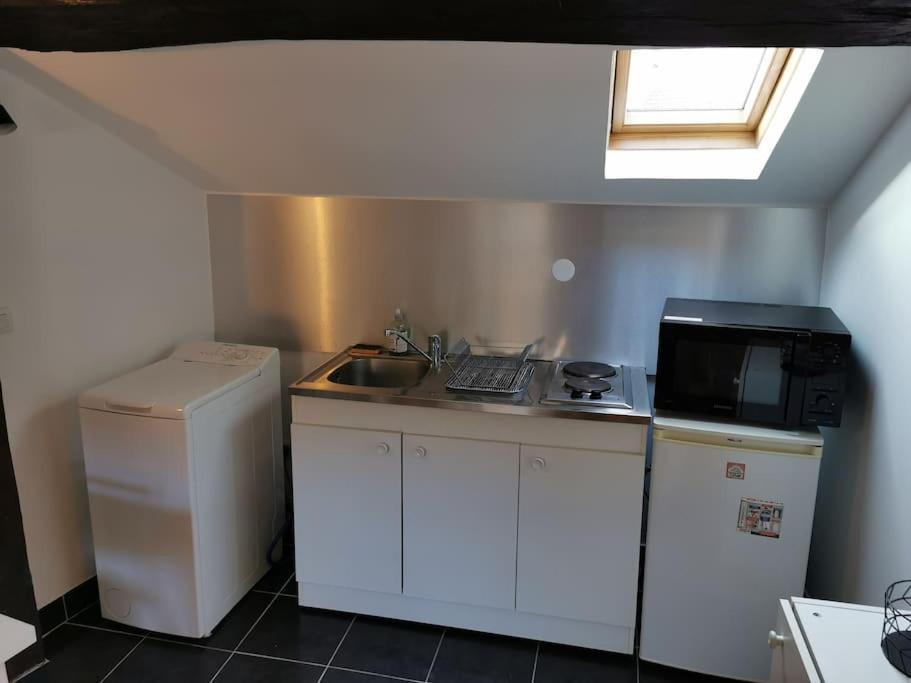 Studio Sous Les Toits Proche Paris Et Versailles Chaville Exterior photo